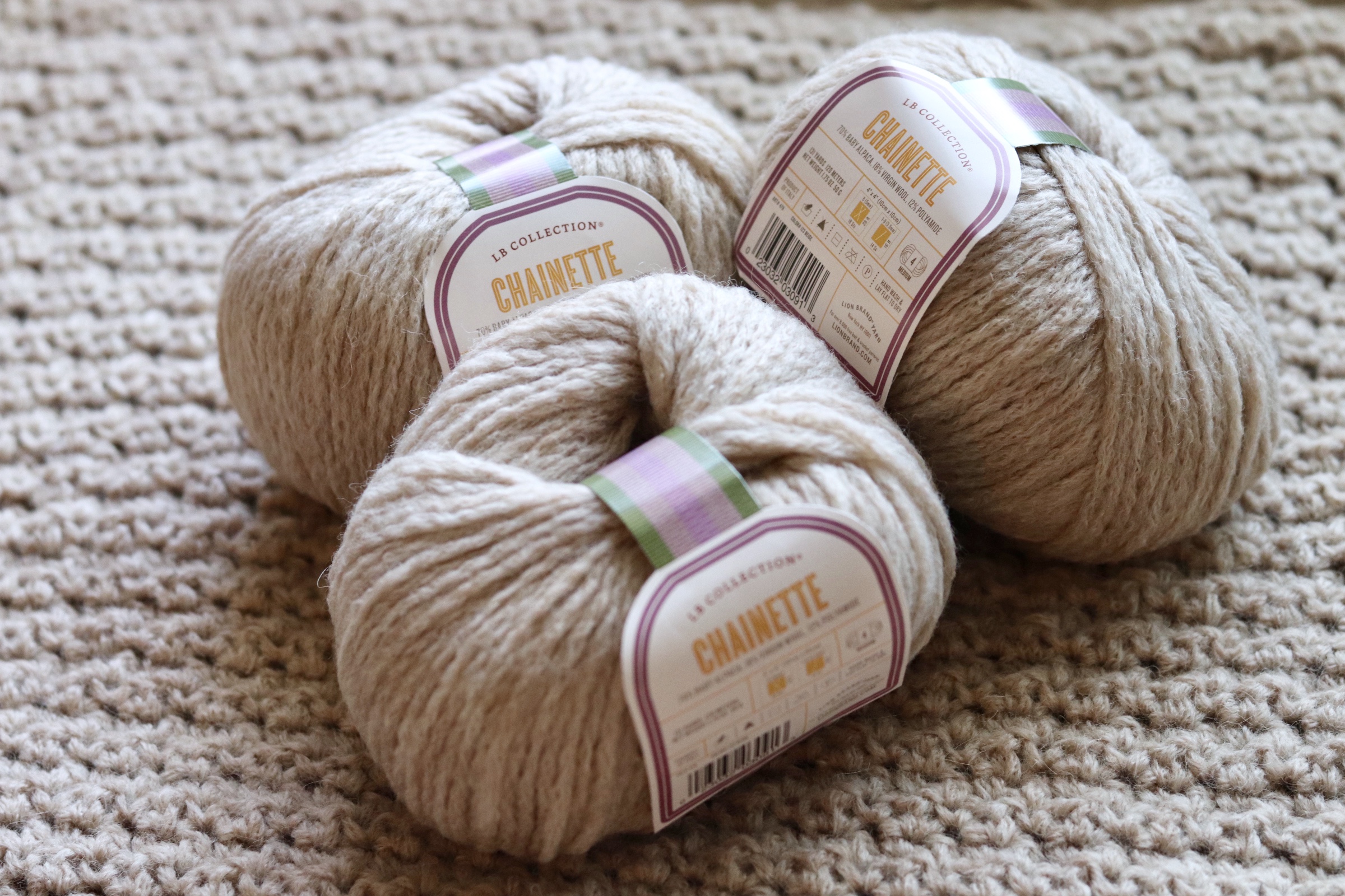 Olive Cover Story Chainette Yarn - Lion Brand