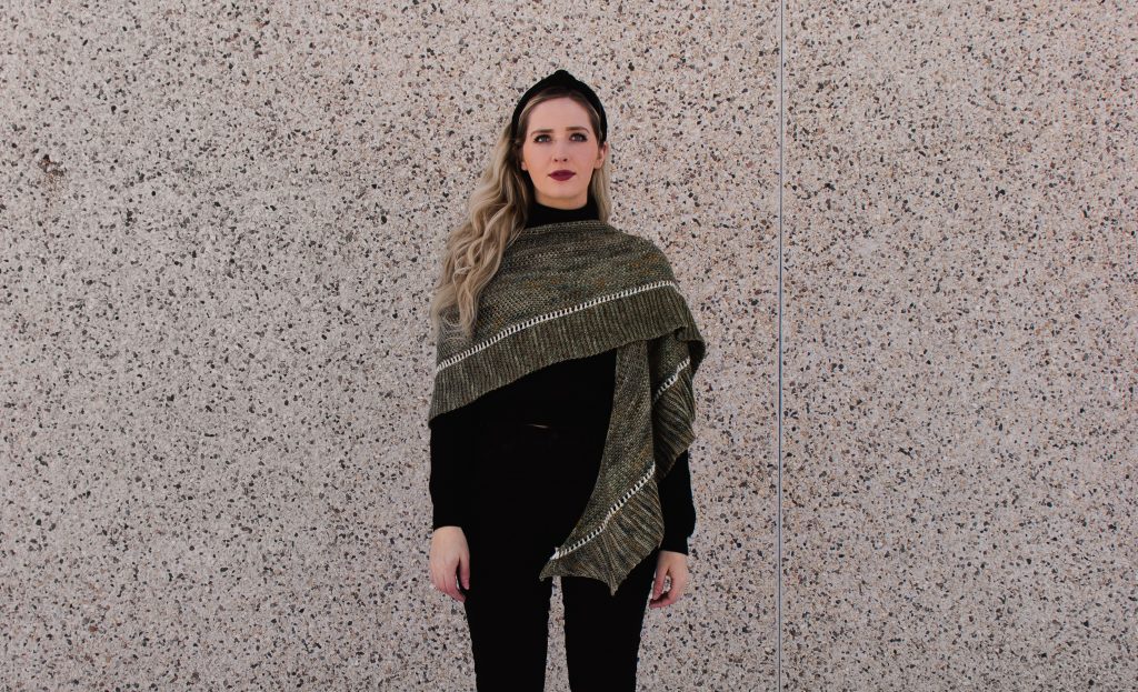 Hazeldell Wrap – a [FREE] Crochet Pattern for Linen Stitch Crescent Shawl  with Short-Rows - Knits 'N Knots