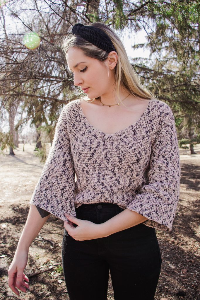 Cobra Crop – Crochet Pattern for Spring Top with Low Neckline and Wide  Sleeves - Knits 'N Knots