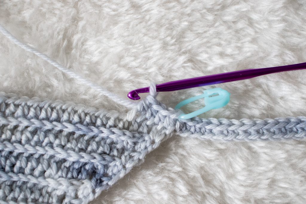 Cashmere In Love Anse crochet-knit bralette