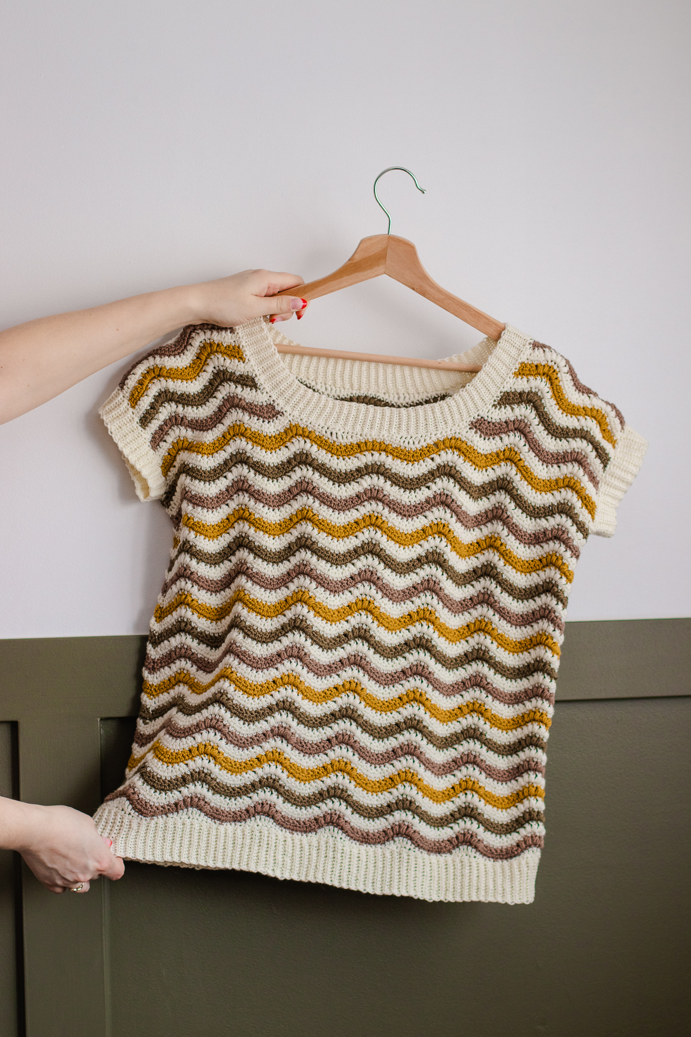 Misty Valley Tee - Knits 'N Knots